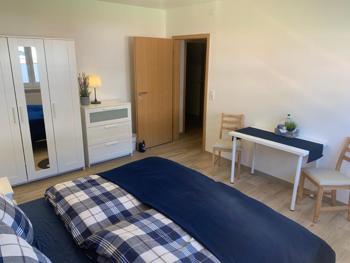 Ferienwohnung Wippsteert - 5 Sterne - Mit Balkon Und Pkw Stellplatz エムデン エクステリア 写真
